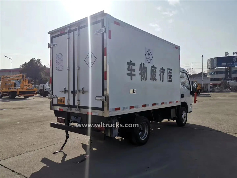 6 tyre Yuejin medical waste collection vehicle