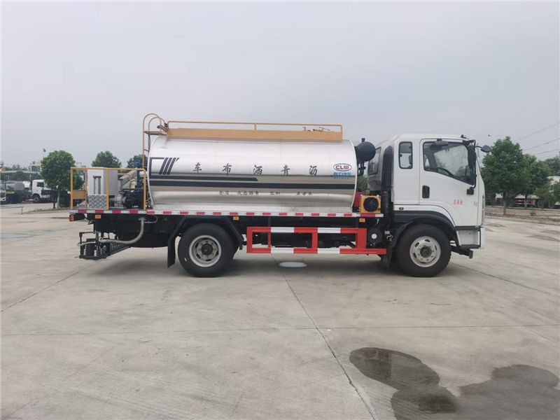 6 wheel Shacman Intelligent asphalt tanker truck