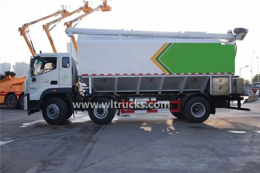 8 wheel Foton 32cbm Bulk Feed Truck