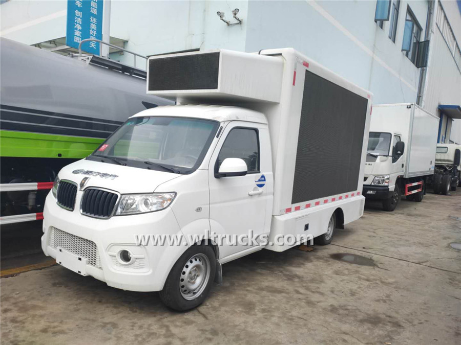 Brilliance Jinbei led mobile advertising truck