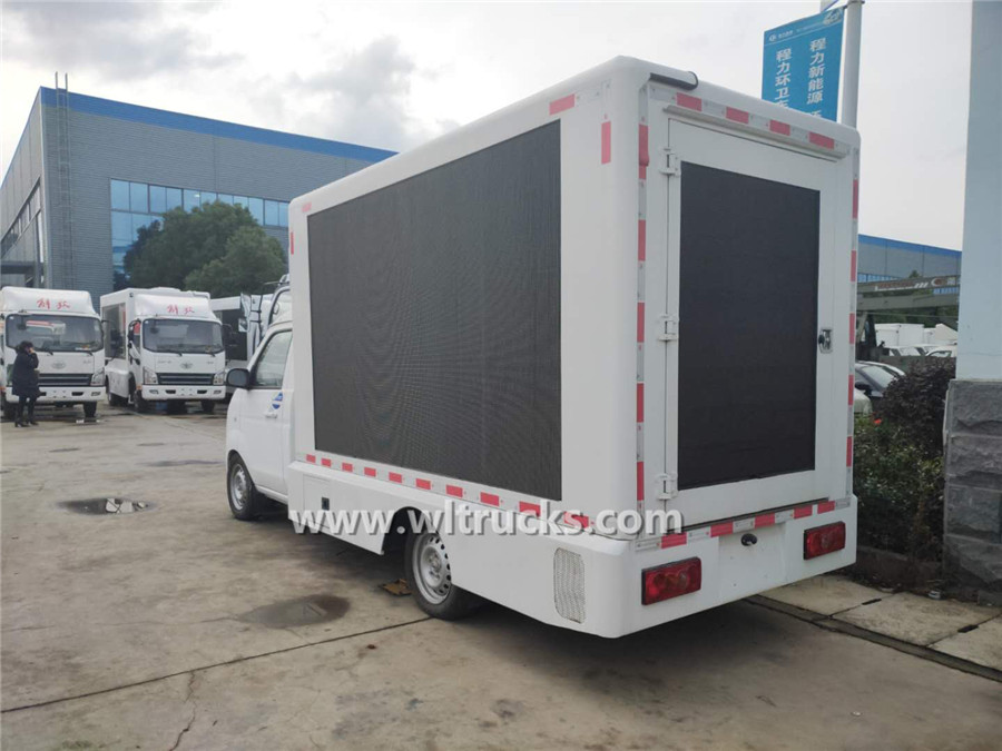 Brilliance Jinbei mobile led screen truck