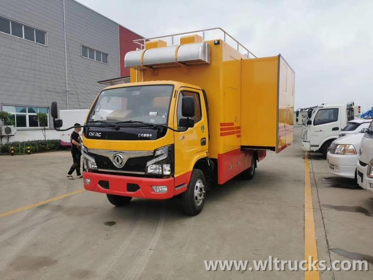 Dongfeng 4.2meters food truck with full kitchen