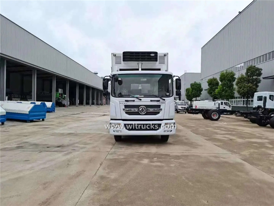 Dongfeng 40cbm live chick transport vehicle