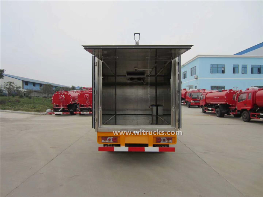 Dongfeng 4t medical waste collection truck