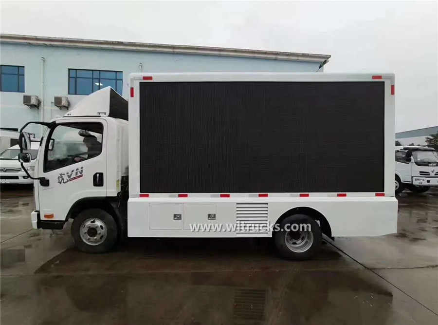 FAW 6.8㎡ mobile led truck