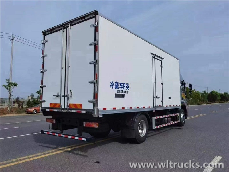 FOTON 15 ton refrigerated box truck