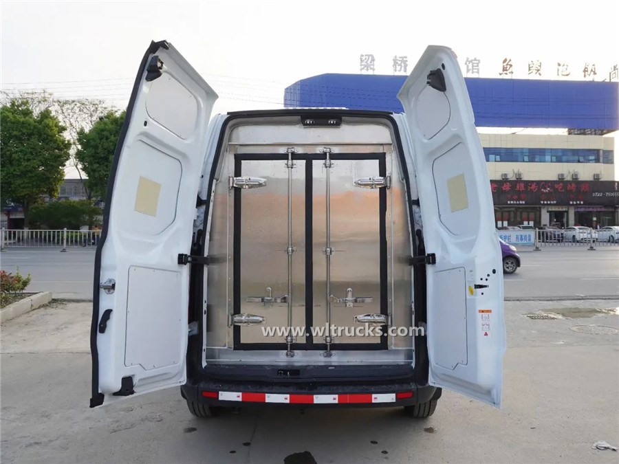 Ford Transit V362 vaccine refrigerator vehicle 