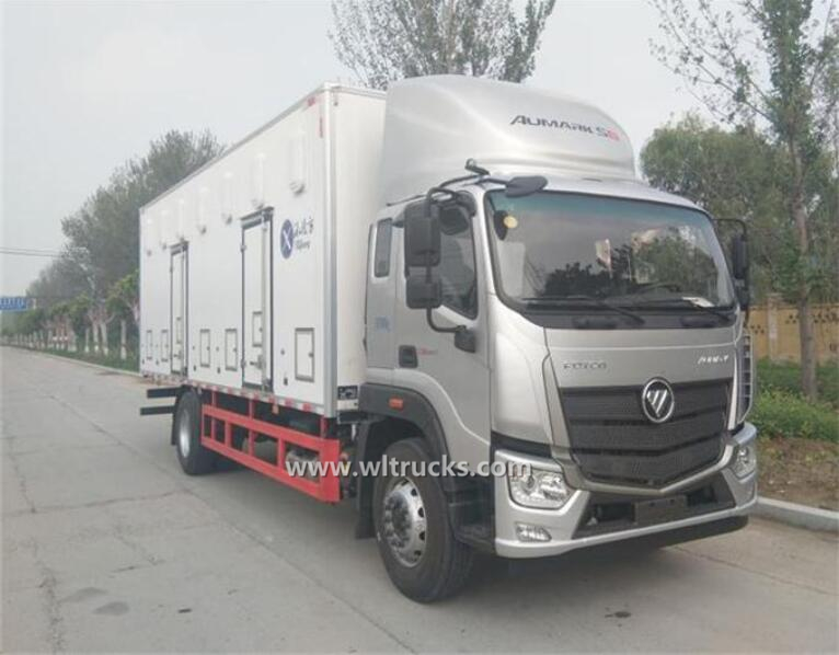 Foton Auman 7.8m chicks transporter