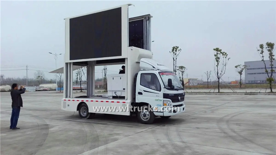Foton Aumark 6.8㎡ mobile led screen truck
