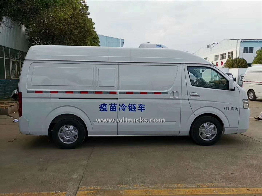 Foton G7 Minibus vaccine refrigerator vehicle