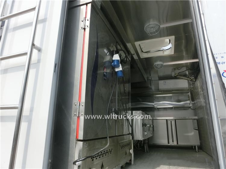 JAC 4m kitchen dining car 