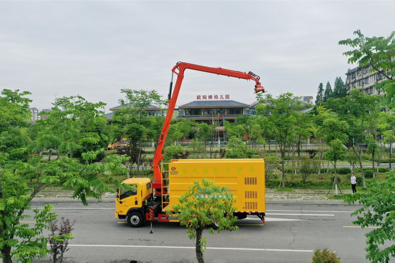 Tree pruning and smashing vehicles