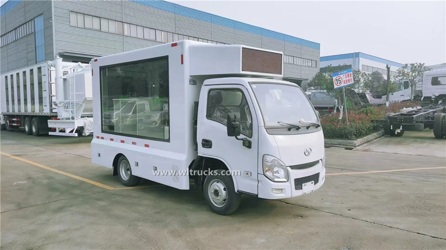 Yuejin led light truck