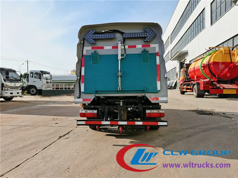 Dongfeng diesel vacuum sweeper