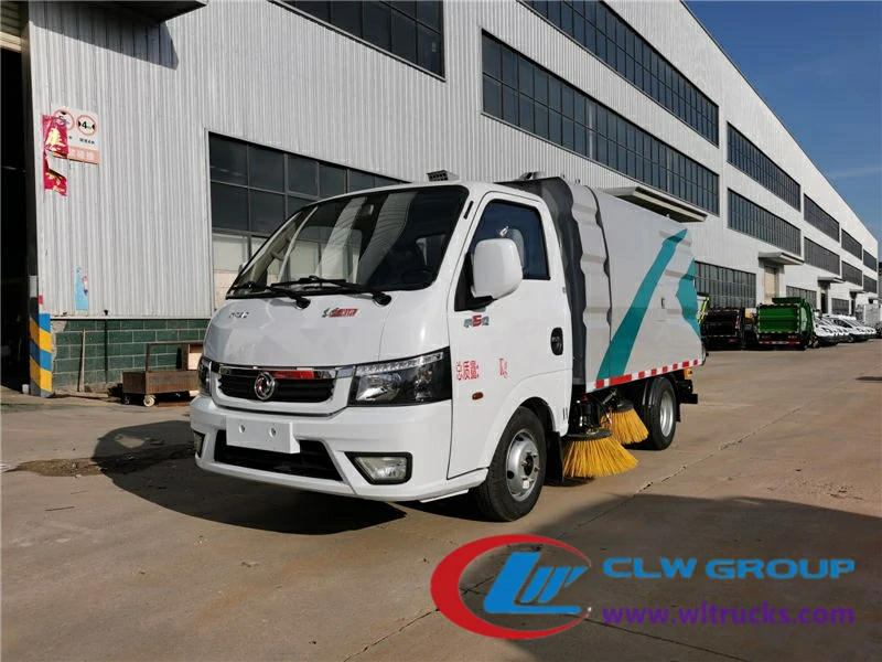 Dongfeng gasoline street sweepers