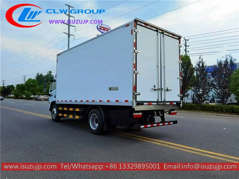 small Vaccine refrigerated transport truck