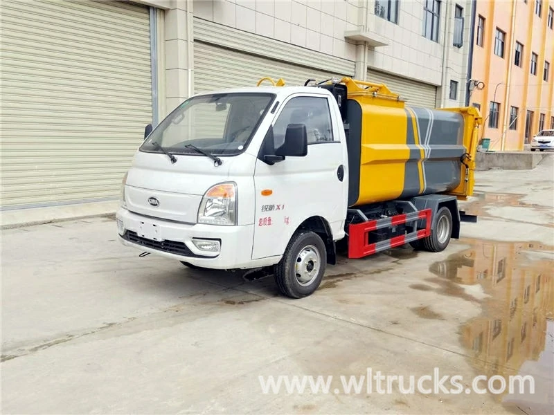 side mounted lifting garbage truck