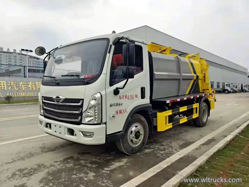 Foton food waste truck