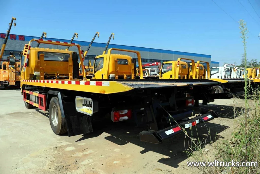 SAIC Yuejin 5mt commercial tow truck