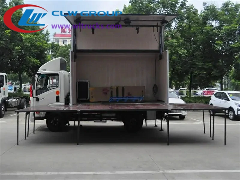 Dayun hydraulic stage truck