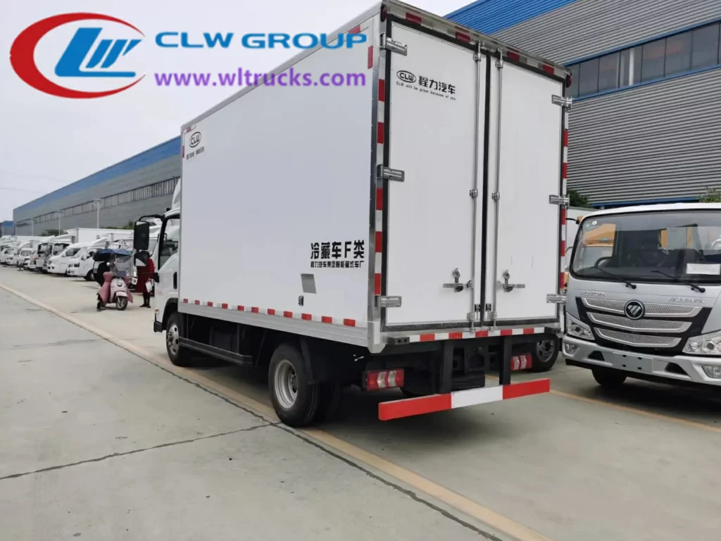 Chenglong 13ft reefer box truck