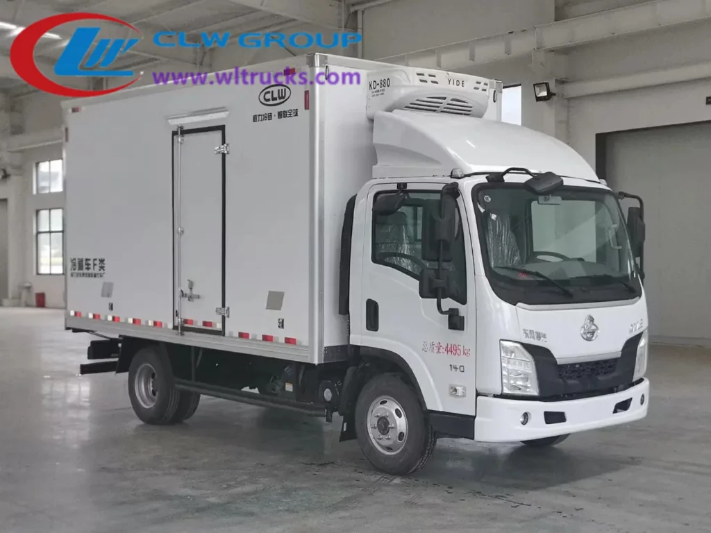 Chenglong 4.2m refrigerator truck