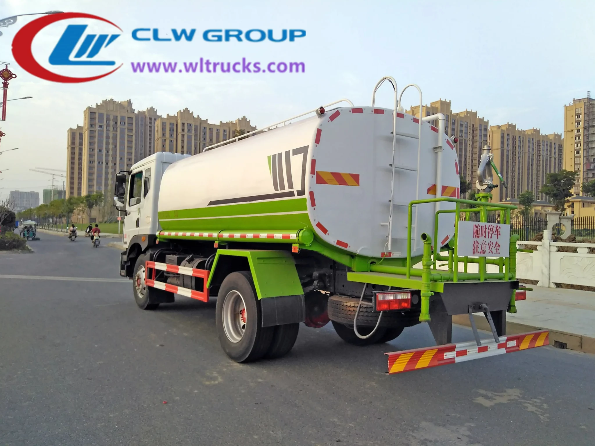 Dongfeng D9 14000L fresh water tankers