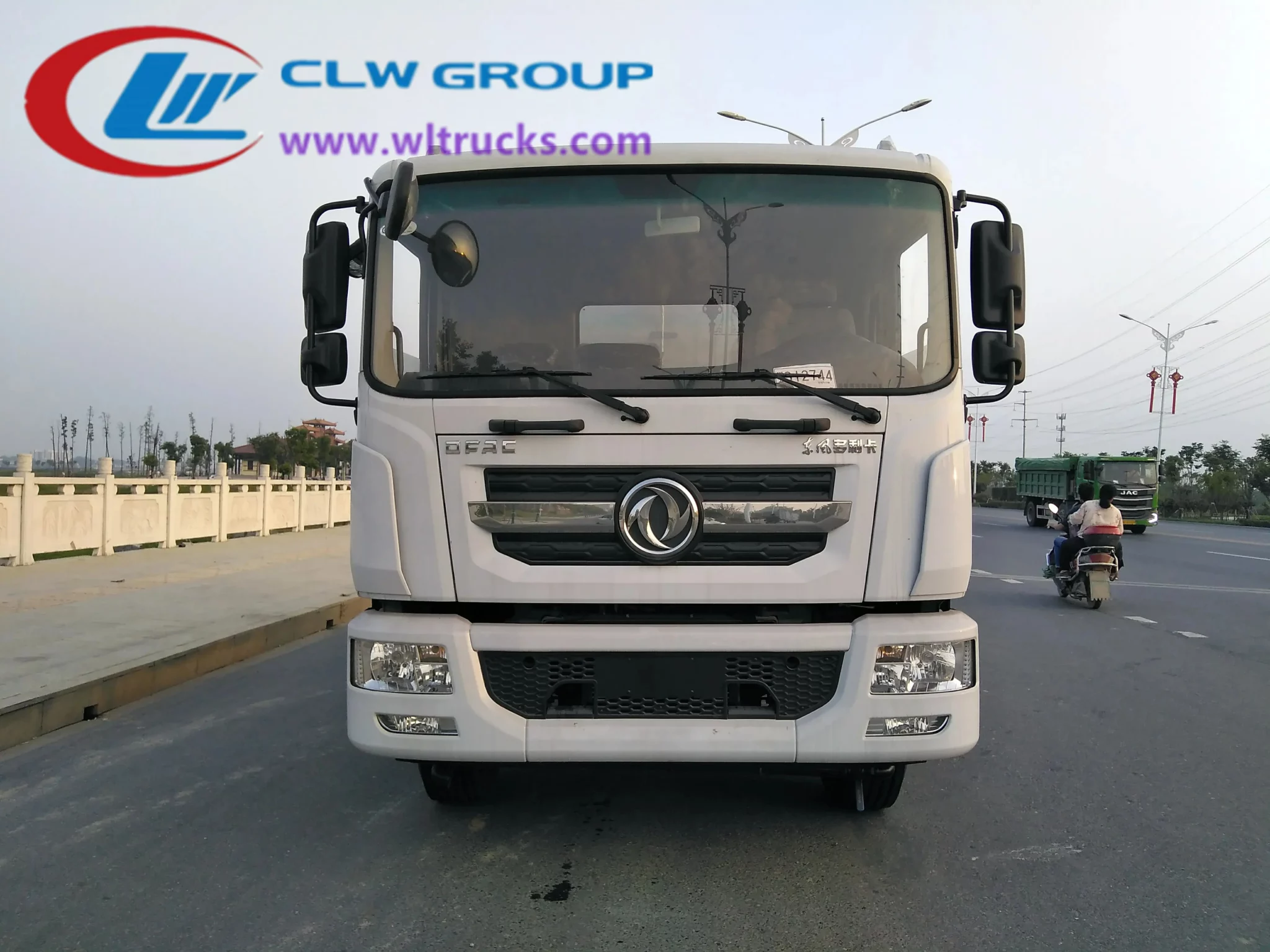 Dongfeng D9 14cbm water truck