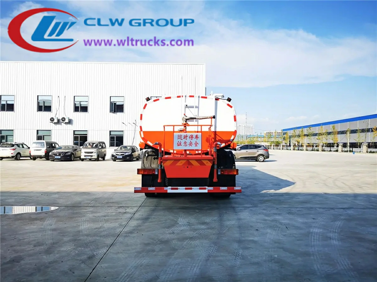 Dongfeng Tianlong 25m3 water delivery tanker