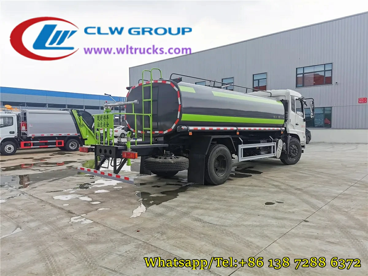 Dongfeng VR 2500 gallon fresh water truck