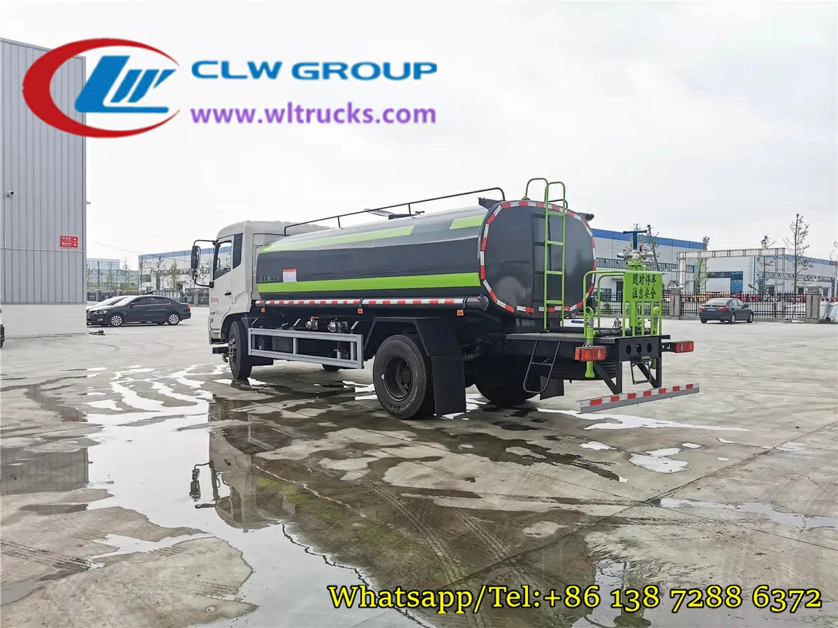 Dongfeng VR 2500 gallon stainless steel water tanker